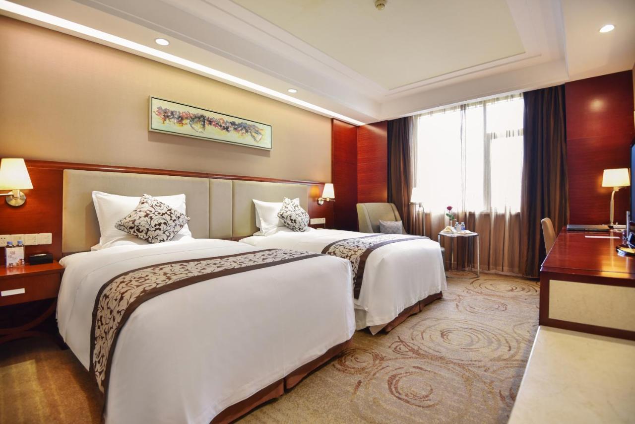 ננינג Guangxi Wharton International Hotel מראה חיצוני תמונה