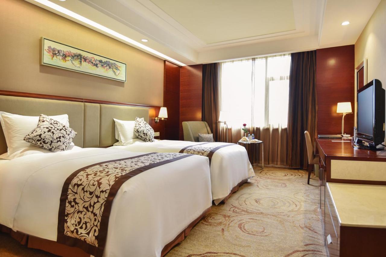 ננינג Guangxi Wharton International Hotel מראה חיצוני תמונה